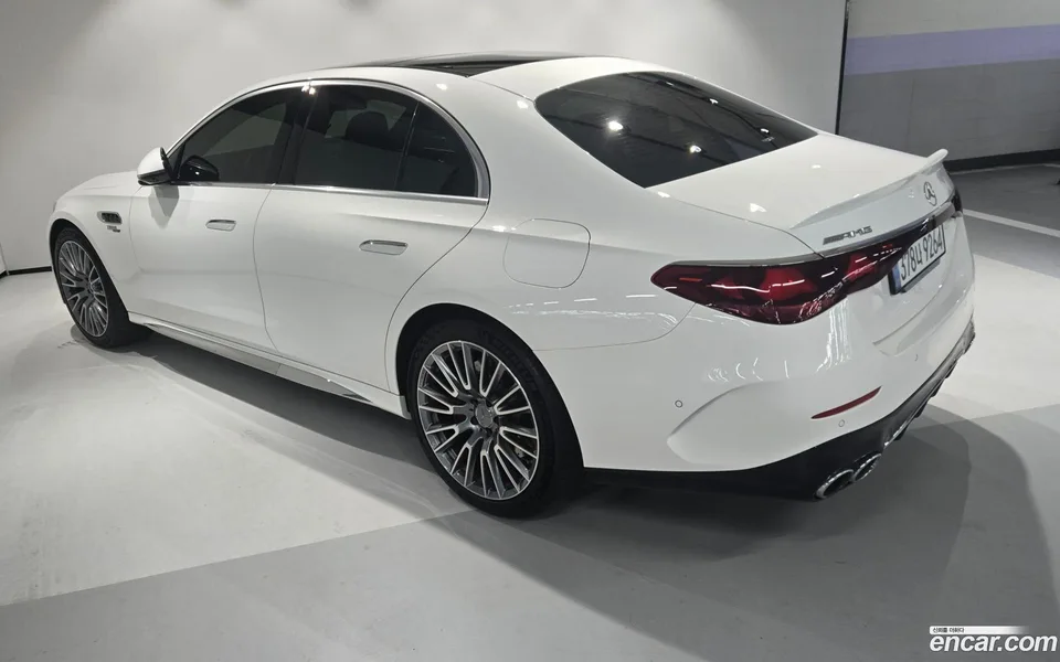 Mercedes-Benz E-Class AMG E53e 4MATIC+ 2026 — thumbnail 3