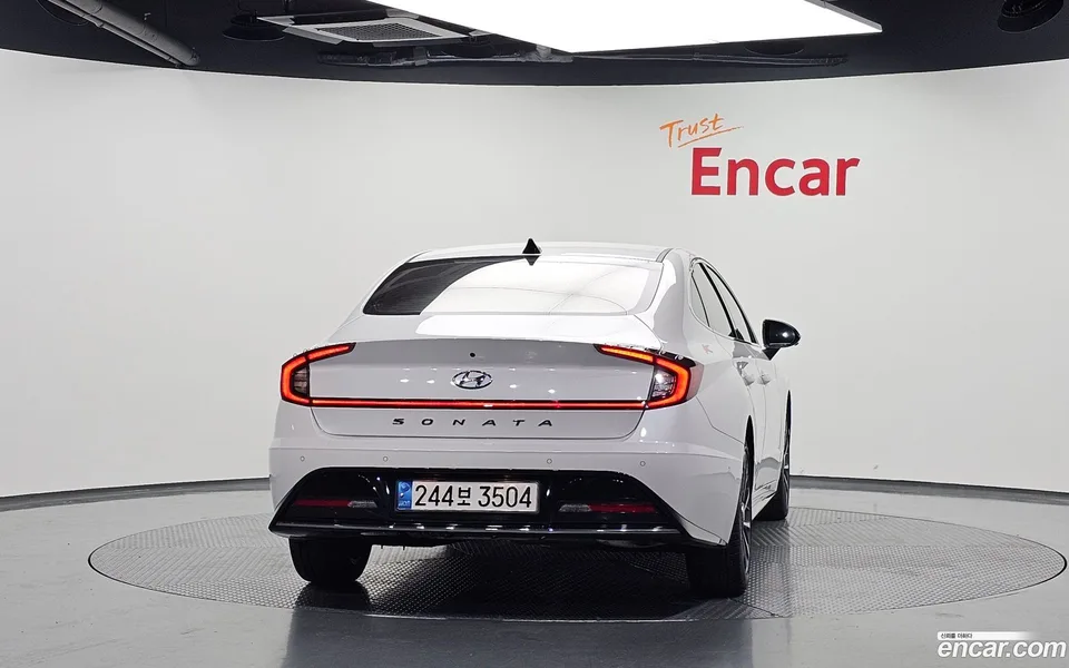 Hyundai Sonata 2.0 2022 — thumbnail 4