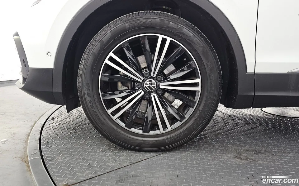 Volkswagen Tiguan 2.0 TDI 2022 — thumbnail 2