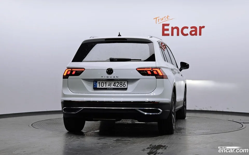 Volkswagen Tiguan 2.0 TDI 2022 — thumbnail 4