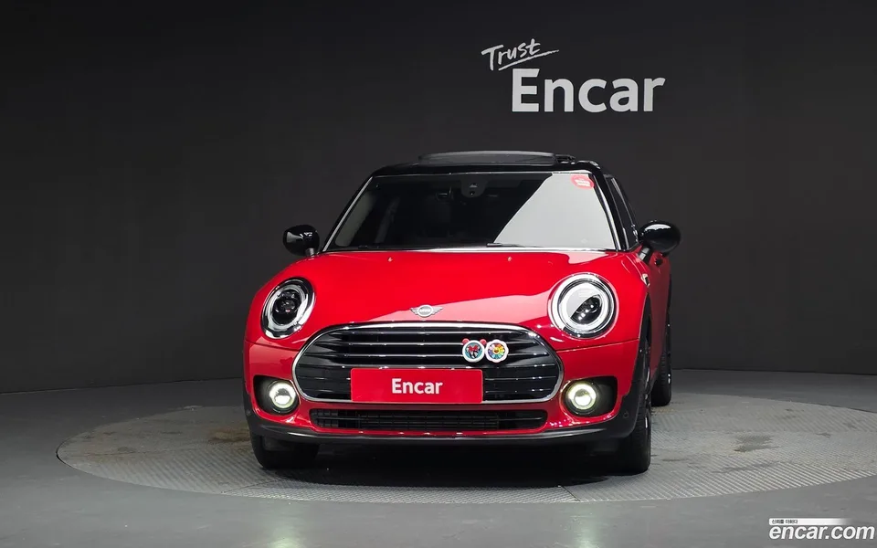 MINI Cooper Clubman 2023 — thumbnail 3