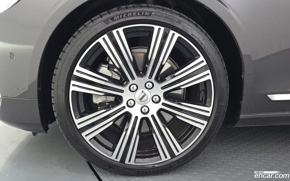 Volvo S90 B6 AWD 2022 — thumbnail 5