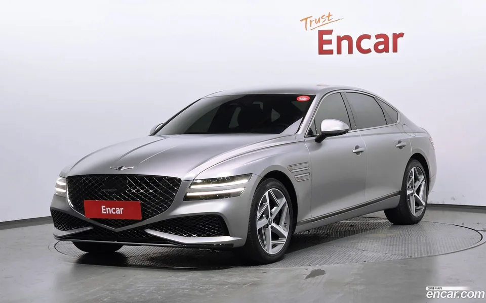 Genesis G80 2.5 2WD 2023 — photo 1, buy with delivery to Moscow