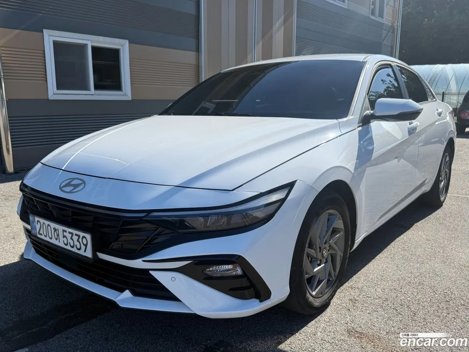 Hyundai Avante CN7 2024