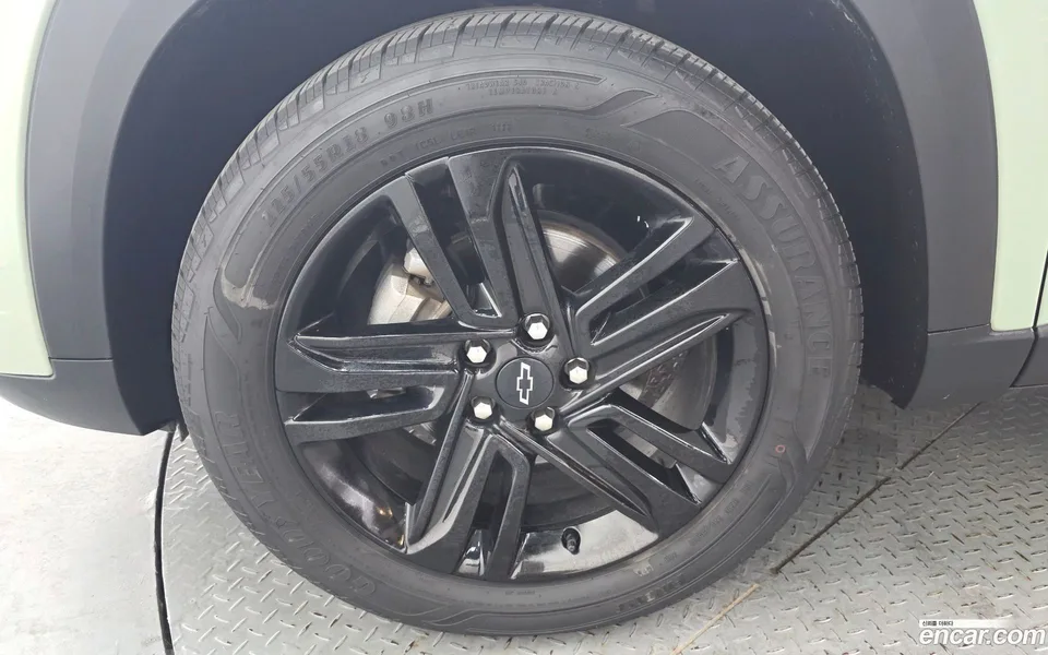 Chevrolet Trax Crossover 1.2 ACTIV 2023 — thumbnail 2