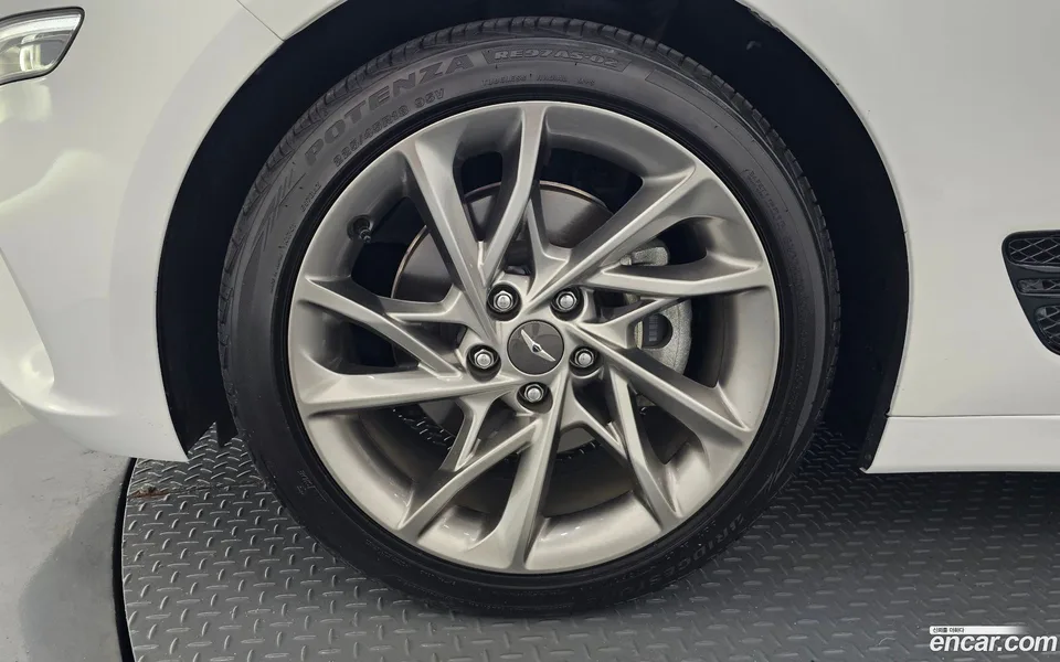 Genesis G70 2.0T 2WD 2022 — thumbnail 5