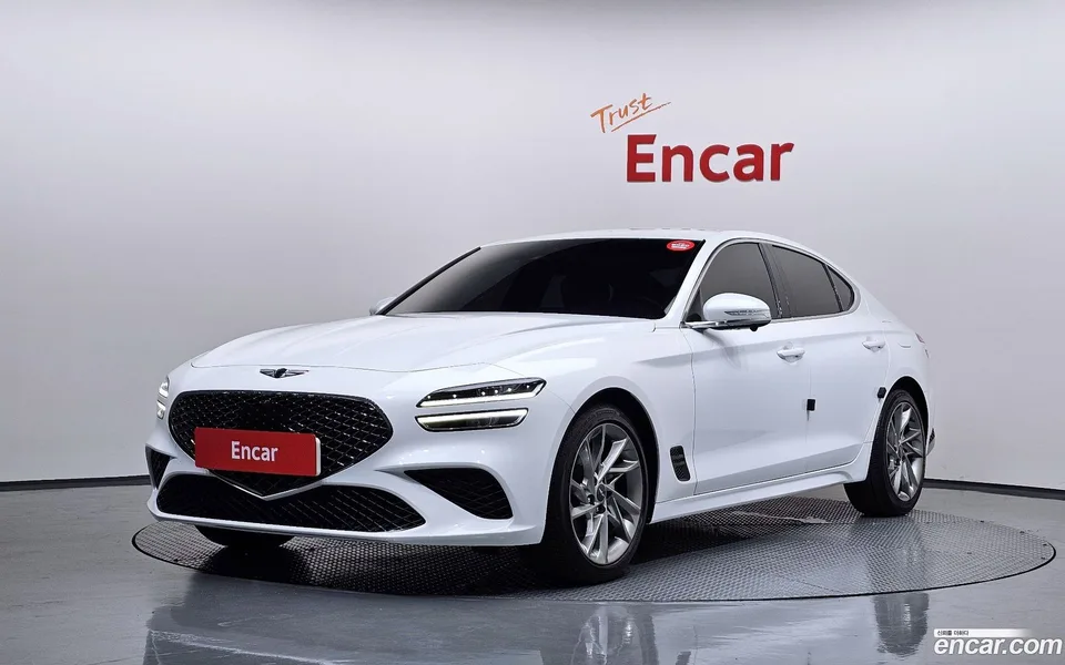 Genesis G70 2.0T 2WD 2022 — photo 1, buy with delivery to Moscow