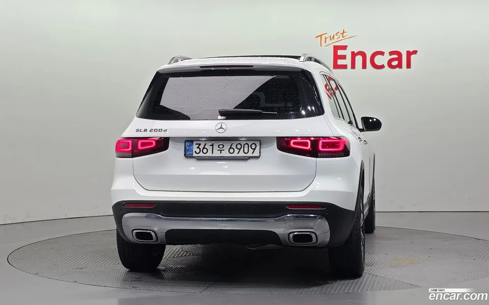 Mercedes-Benz GLB-Class GLB200 d 2022 — thumbnail 4