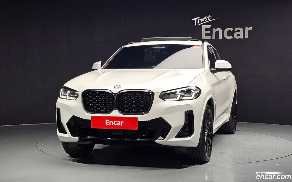 BMW X4 xDrive20i M 2025 — thumbnail 3