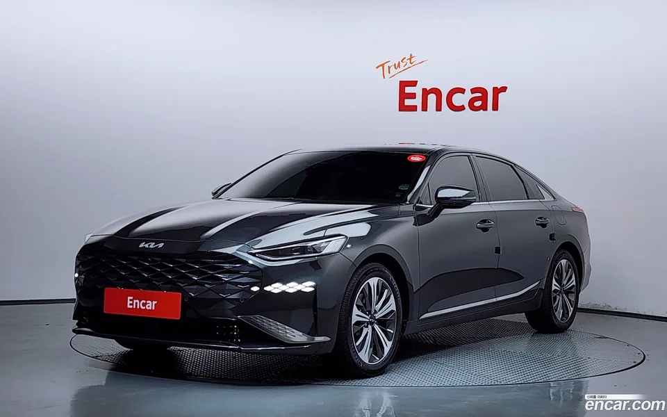 Kia K8 Hybrid 2023 — photo 1, buy with delivery to Moscow