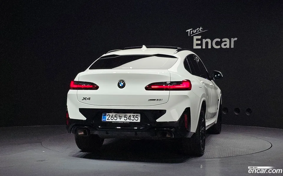 BMW X4 xDrive20i M 2025 — thumbnail 4