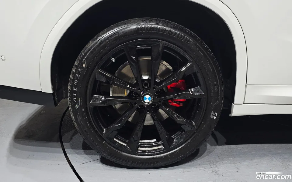 BMW X4 xDrive20i M 2025 — thumbnail 5