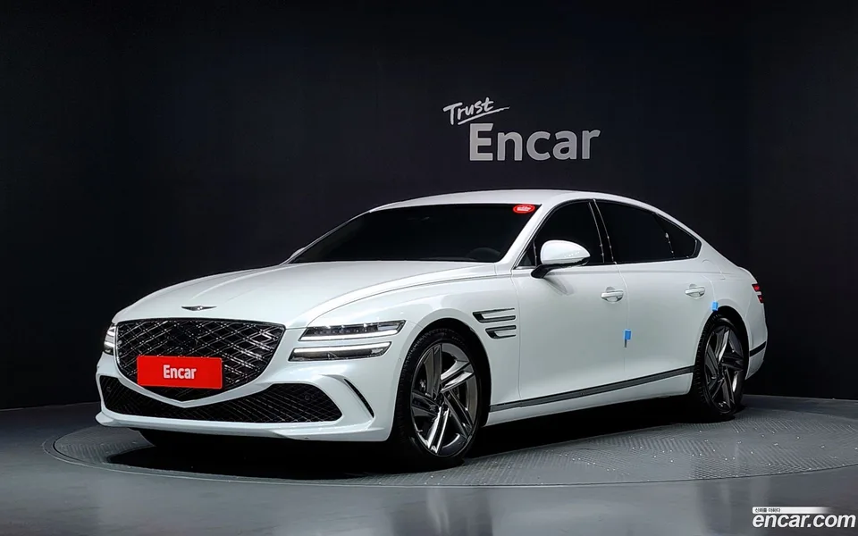 Genesis G80 2.5 AWD 2024 — photo 1, buy with delivery to Moscow
