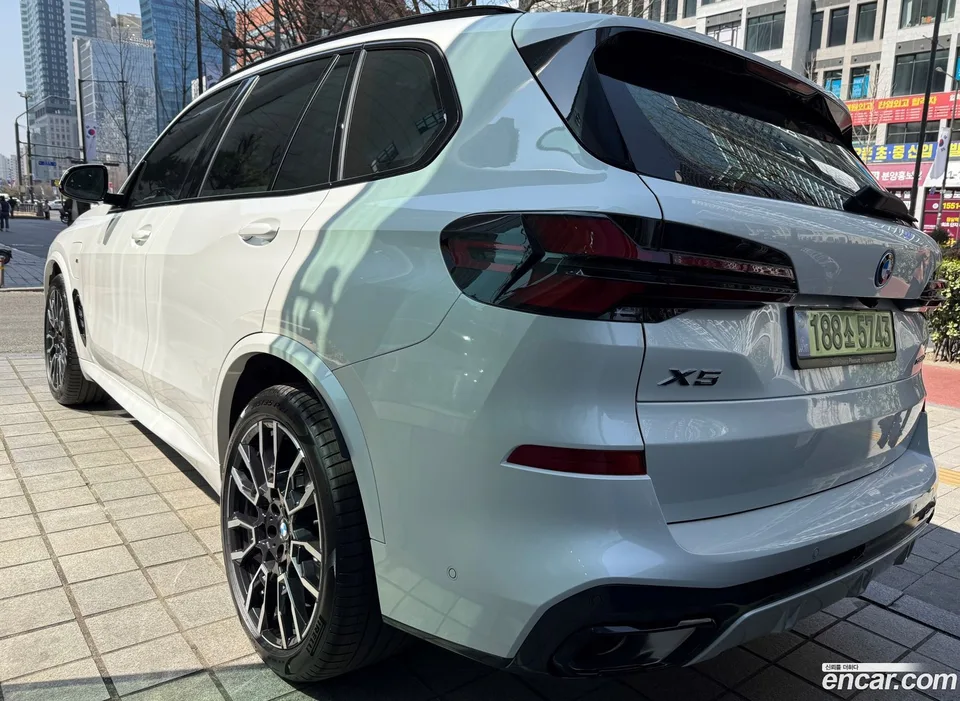 BMW X5 xDrive 50e M 2026 — thumbnail 3