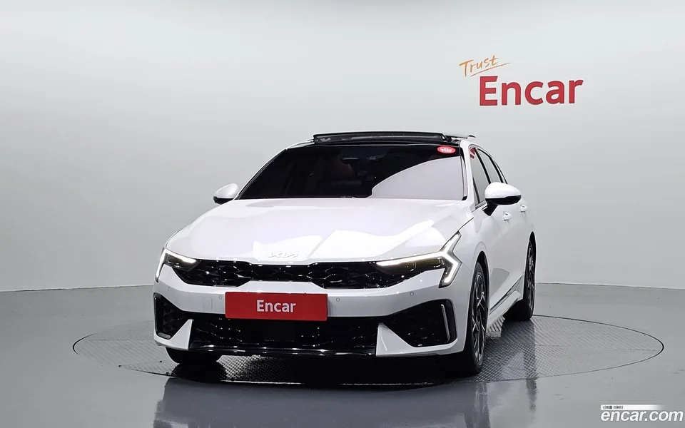 Kia K5 Hybrid 2024 — thumbnail 3
