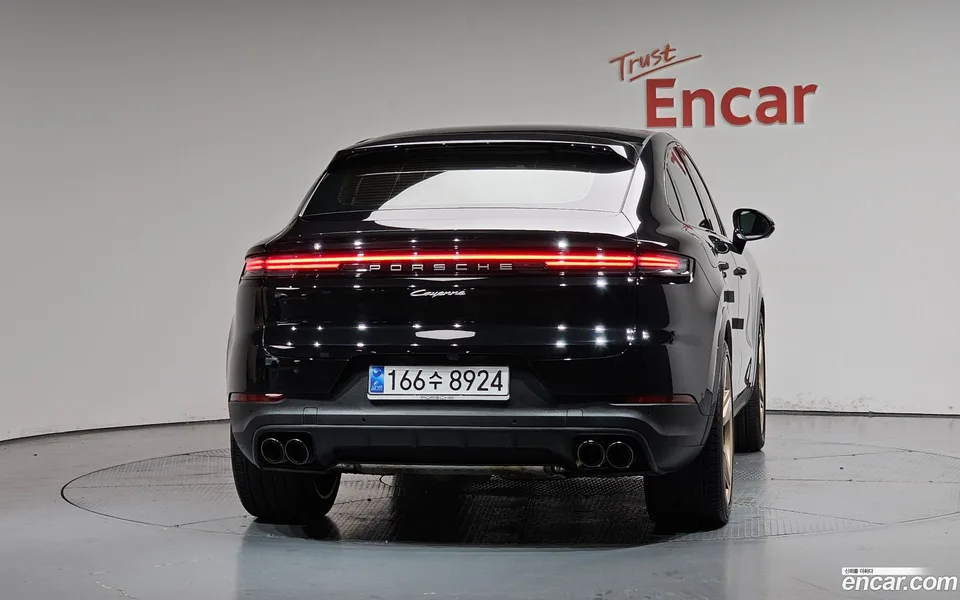 Porsche Cayenne 3.0 2025 — thumbnail 4