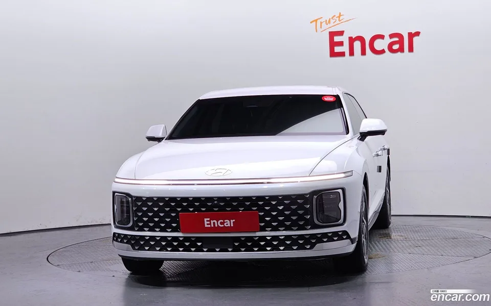 Hyundai Grandeur Hybrid 2025 — thumbnail 3