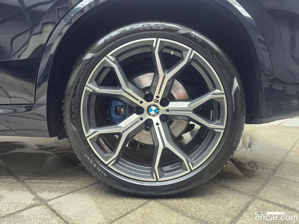 BMW X5 xDrive 40i M 2022 — thumbnail 5