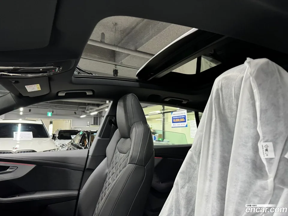 Audi Q8 (4M) 55 TFSI 2026 — thumbnail 2