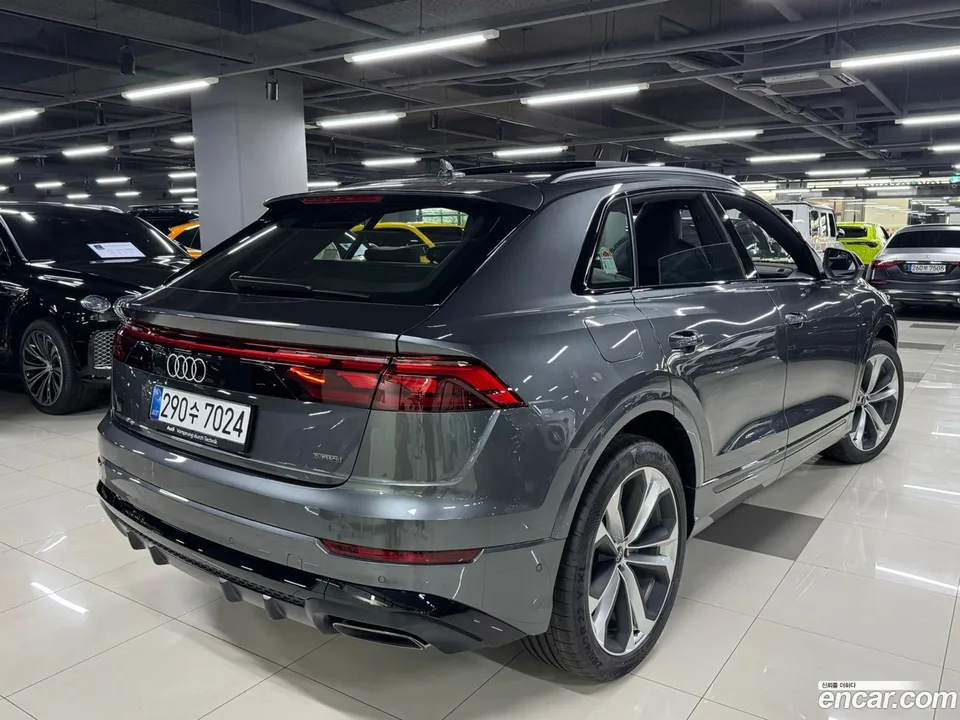 Audi Q8 (4M) 55 TFSI 2026 — thumbnail 4