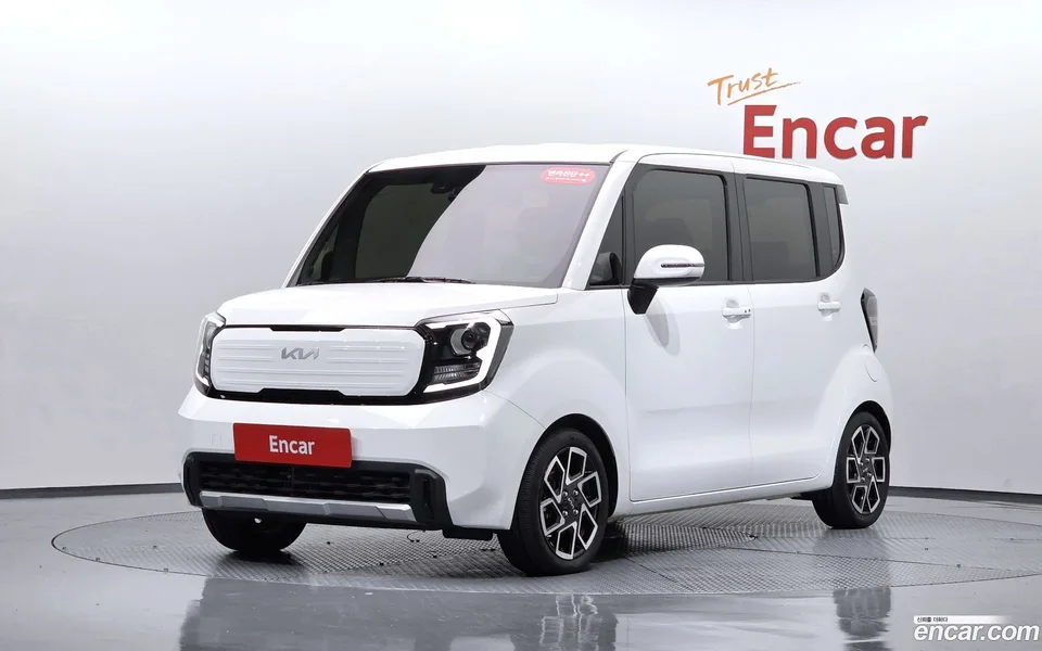 Kia Ray 2023 — photo 1, buy with delivery to Moscow