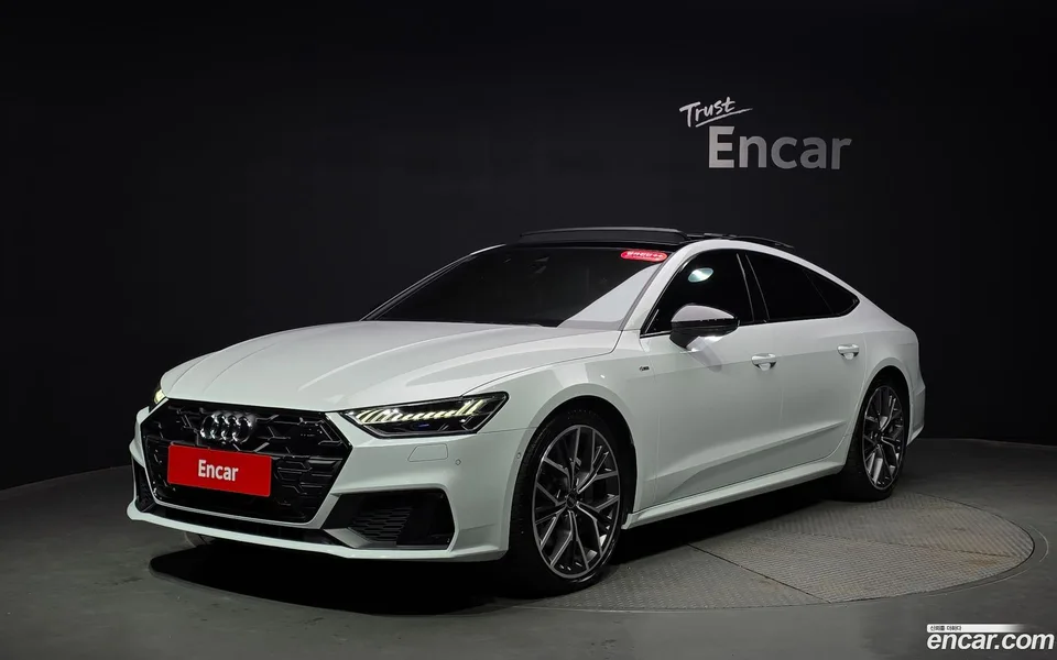 Audi A7 (4K) 55 TFSI 2025 — photo 1, buy with delivery to Moscow