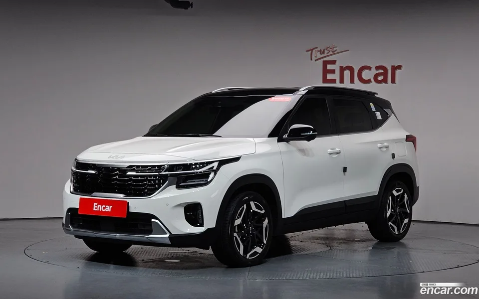 Kia Seltos 1.6 2WD 2025 — photo 1, buy with delivery to Moscow