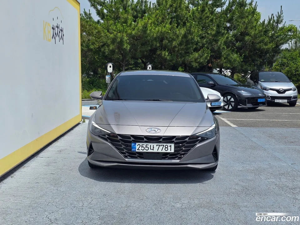 Hyundai Avante 1.6 2022 — thumbnail 3