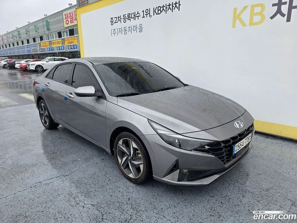 Hyundai Avante 1.6 2022 — photo 1, buy with delivery to Moscow