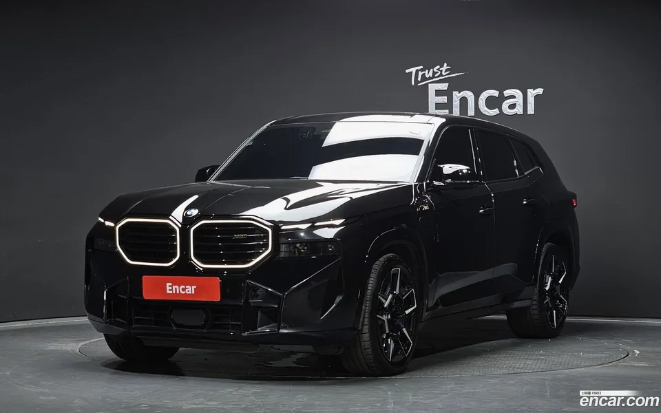 BMW XM 4.4 2023 — photo 1, buy with delivery to Moscow