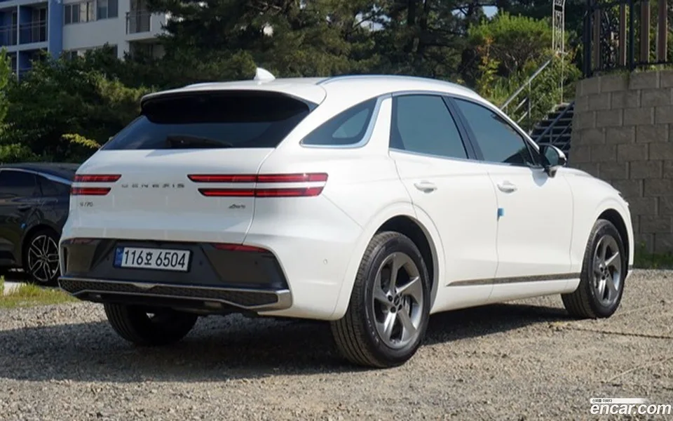 Genesis GV70 2.5T AWD 2025 — thumbnail 4