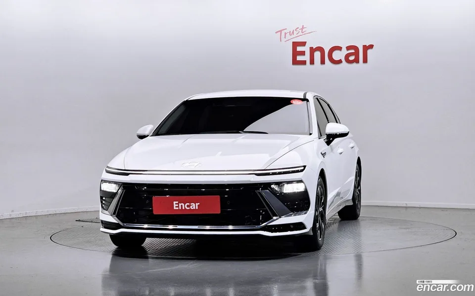 Hyundai Sonata The Edge 2.0 2025 — thumbnail 3