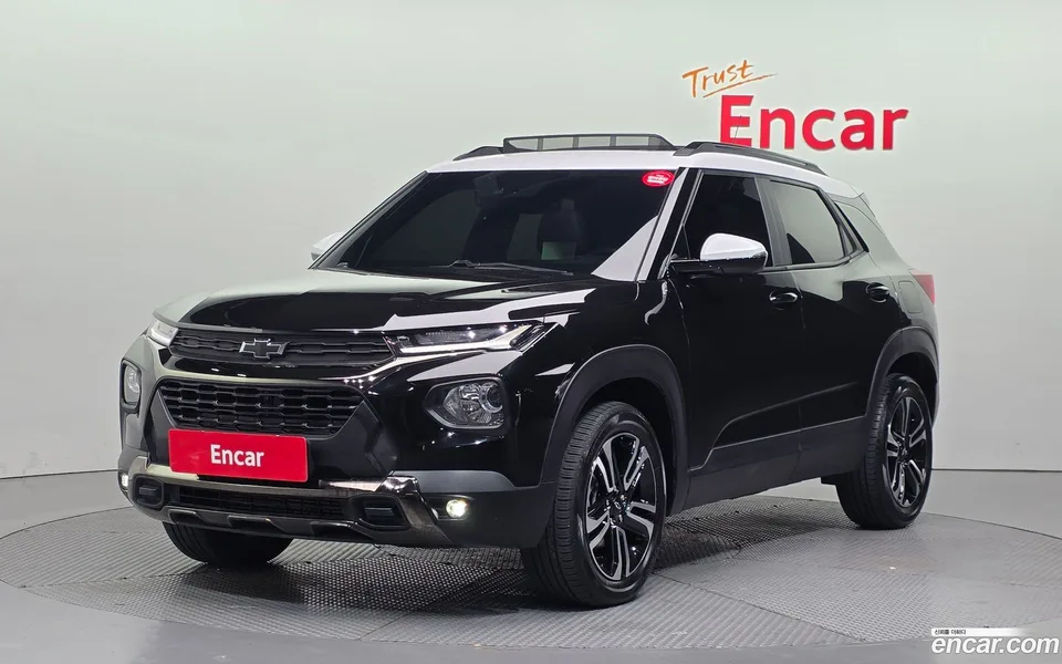 Chevrolet Trailblazer 1.3 4WD 2022 — photo 1, buy with delivery to Moscow