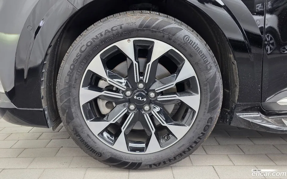 Kia Carnival 7 2022 — thumbnail 2