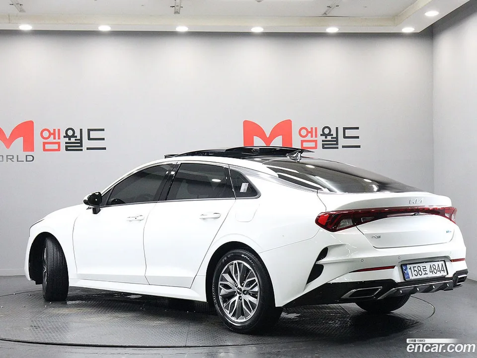 Kia K5 Hybrid 2022 — thumbnail 4