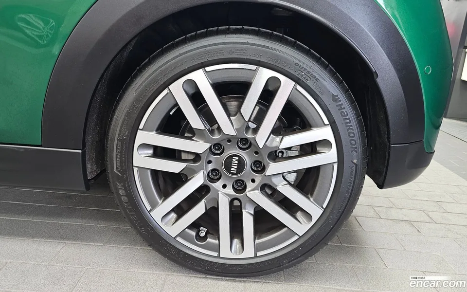 MINI Cooper C 2025 — thumbnail 5
