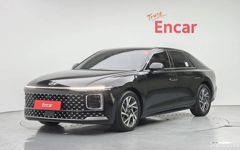 Hyundai Grandeur 3.5 2WD 2023 — photo 1, buy with delivery to Moscow