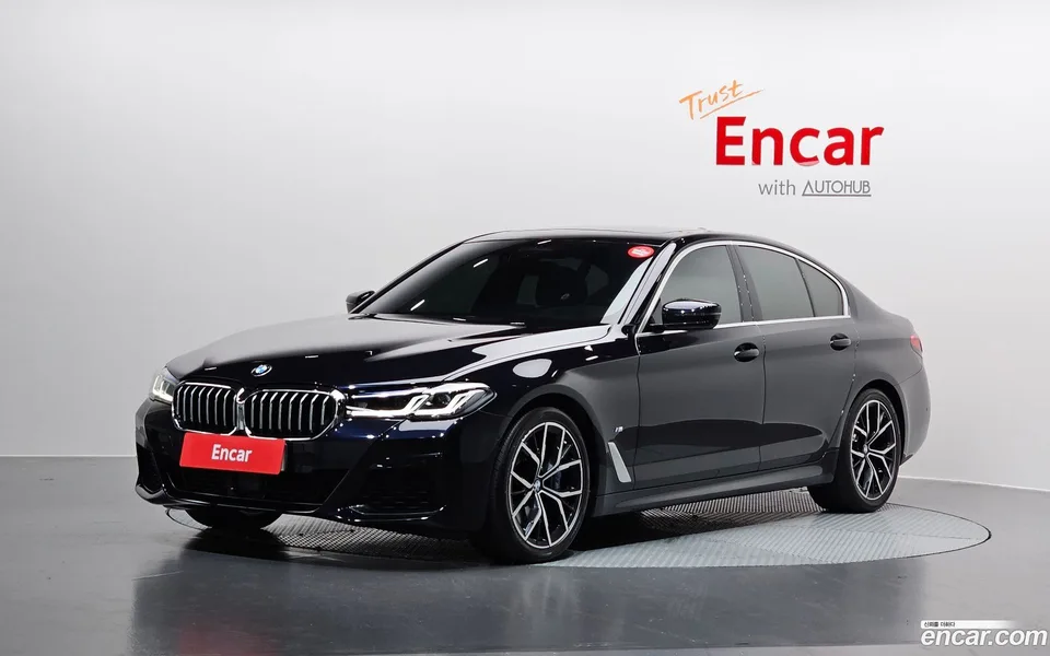 BMW 5 Series 530i xDrive M 2023 — photo 1, buy with delivery to Moscow