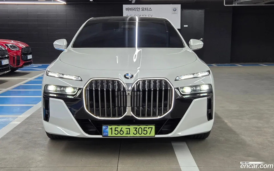 BMW 7 Series 740i xDrive M 2026 — миниатюра 3