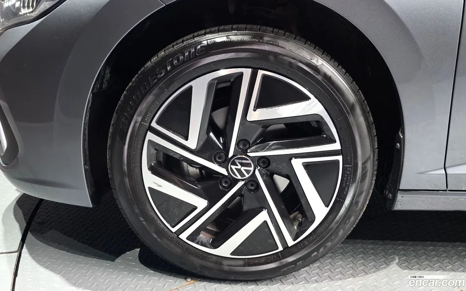 Volkswagen Jetta 1.5 TSI 2024 — thumbnail 2