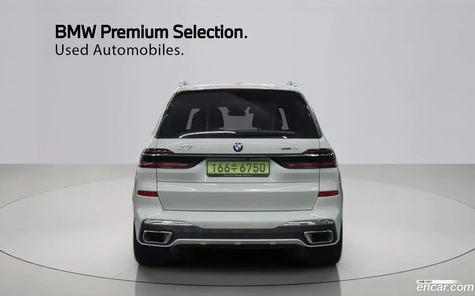 BMW X7 xDrive 40i M 6 2025 — thumbnail 3