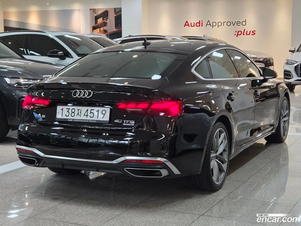 Audi A5 40 TFSI 2024 — thumbnail 2