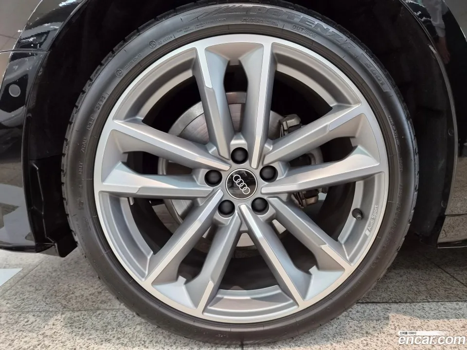 Audi A5 40 TFSI 2024 — thumbnail 5