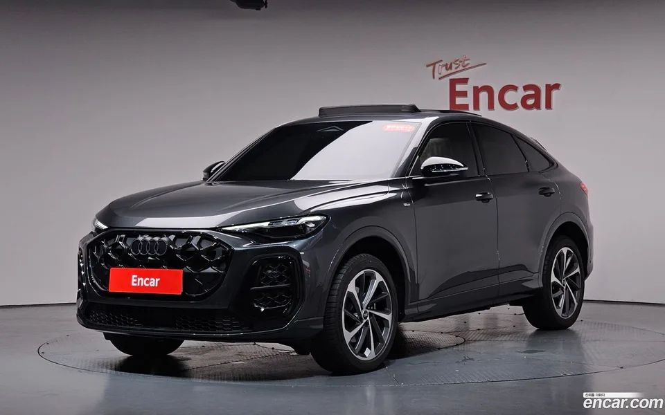 Audi Q5 (80A) 40 TFSI S Line 2025 — photo 1, buy with delivery to Moscow