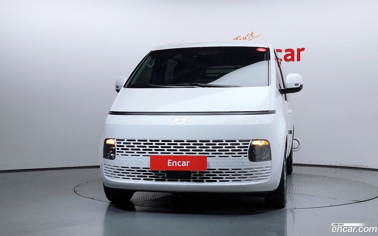 Hyundai Staria 2024 — 3