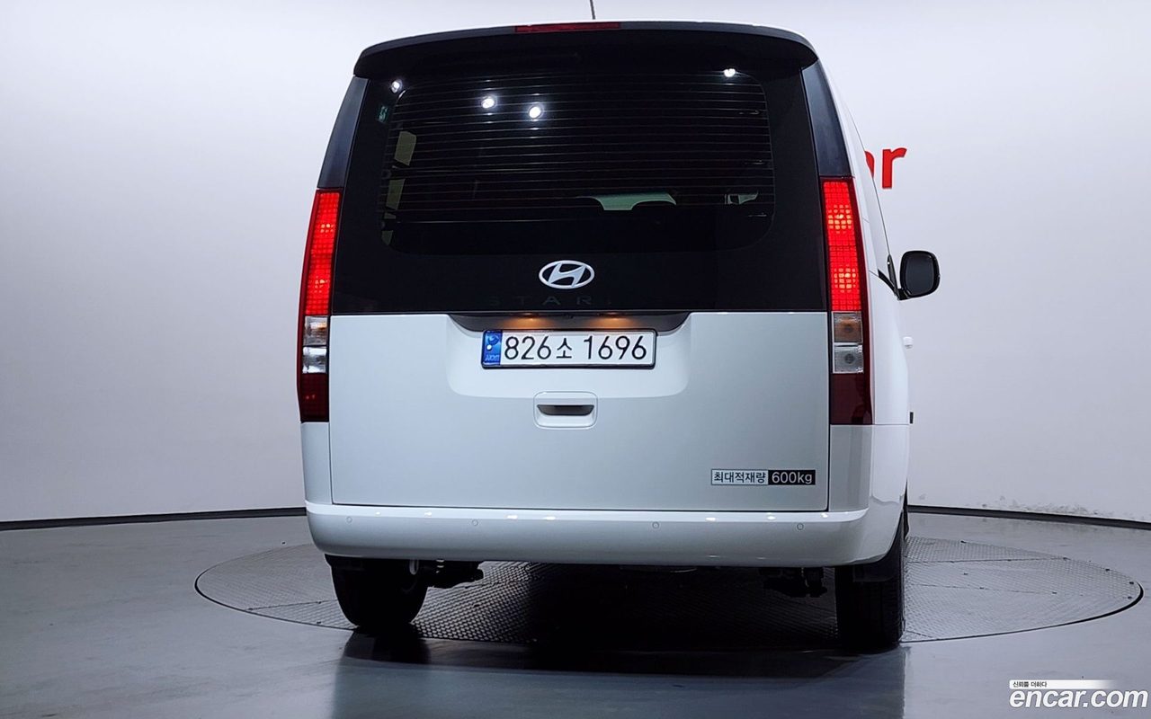 Hyundai Staria 2024 — 4
