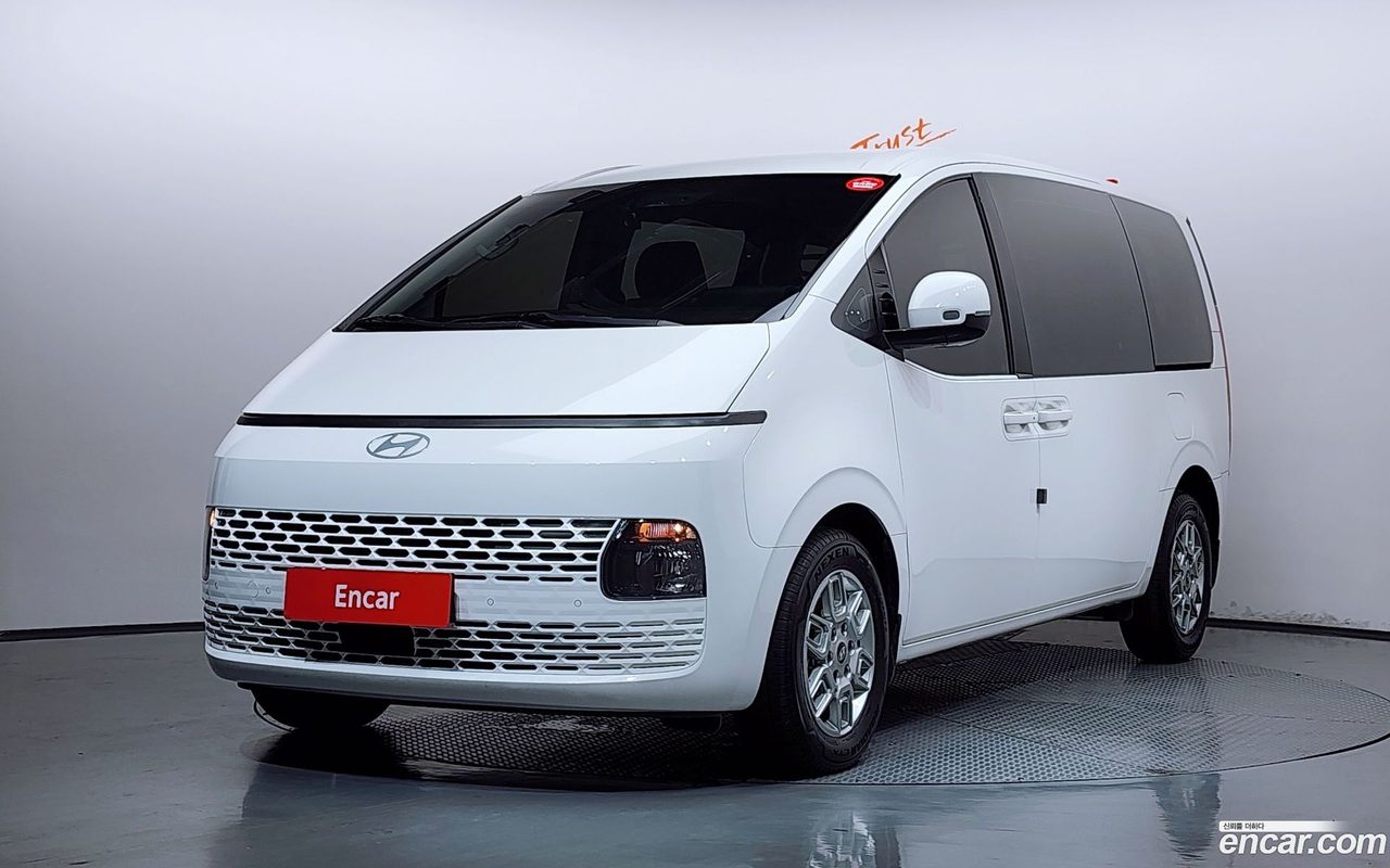 Hyundai Staria 2024