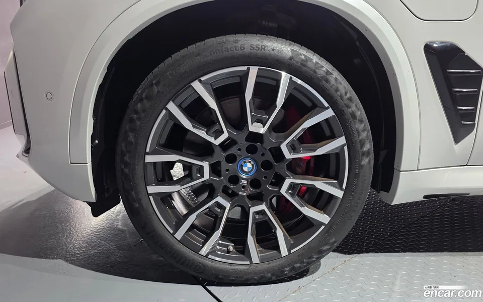 BMW X5 xDrive 50e M 2025 — thumbnail 5