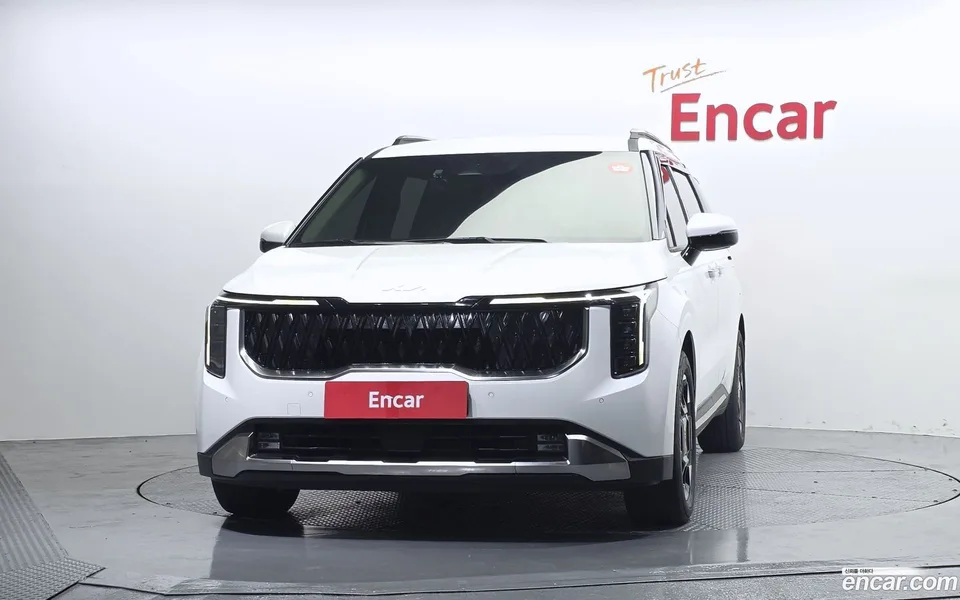 Kia Carnival 9 2025 — thumbnail 3