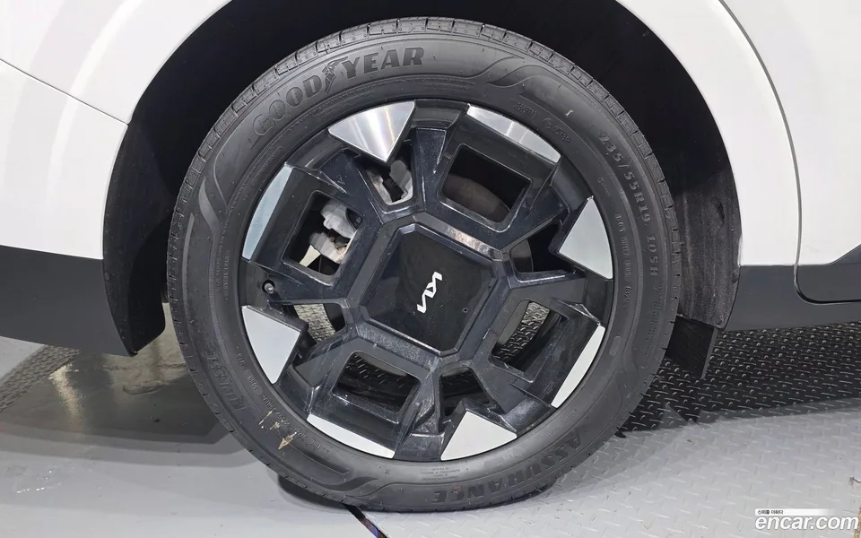 Kia Carnival 9 2025 — thumbnail 5